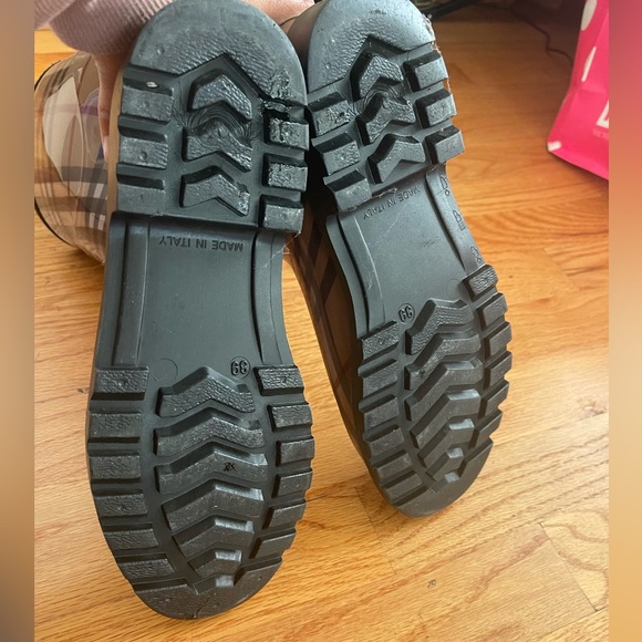 Burberry rainboots - Picture 3 of 5